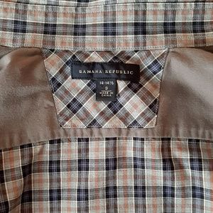 Banana Republic Men's Long Sleeve Button Shirt